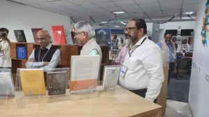 Book Exhibition5